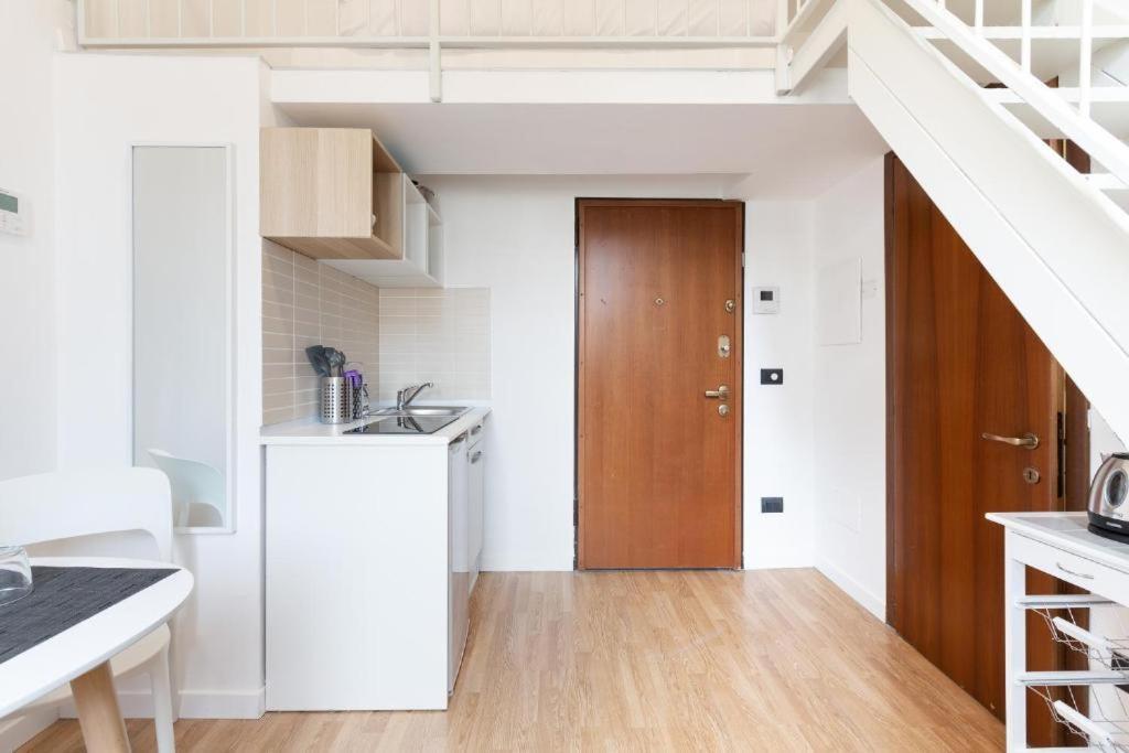 Central Studio Apts Milano-Corso Magenta Apartment Екстериор снимка